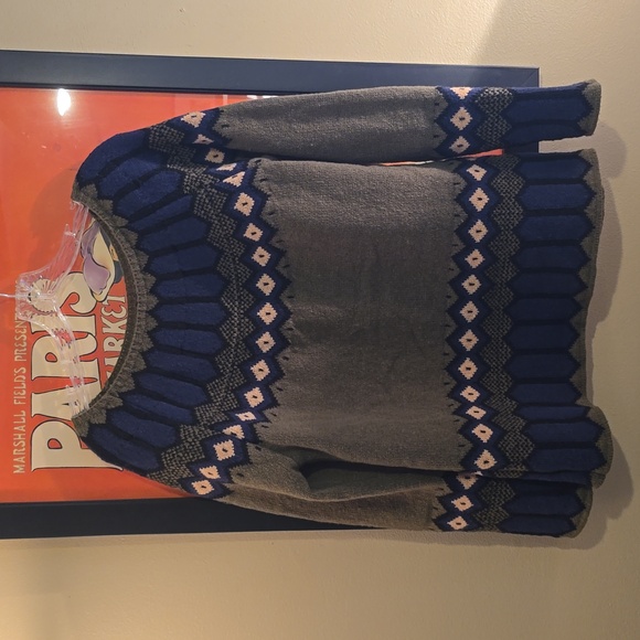 Green and Navy Patterned Sweater - Picture 6 of 6